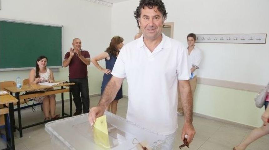 Başkan Kocadon Cumhurbaşkanlığı İ&ccedil;in Oy Kullandı