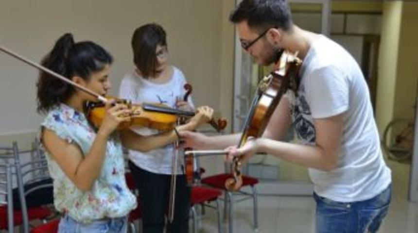 Tepebaşı Belediyesi&rsquo;nin Yaz Okullarına B&uuml;y&uuml;k İlgi