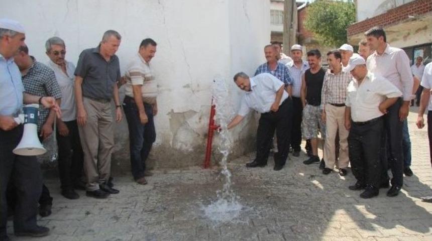 Bol Suya Kavuşan K&ouml;yl&uuml;ler Ş&uuml;k&uuml;r Duasına &Ccedil;ıktı