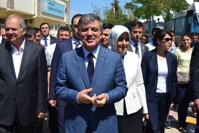 Cumhurbaşkanı Abdullah Gül Çankaya İlkokulunda Oyunu Kullandı