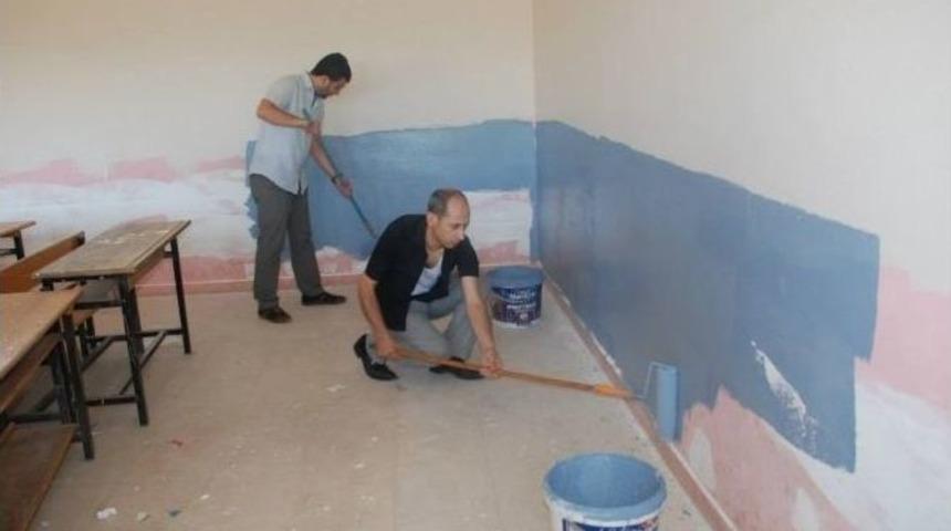 İl&ccedil;e Milli Eğitim M&uuml;d&uuml;r&uuml; Okul Boyadı