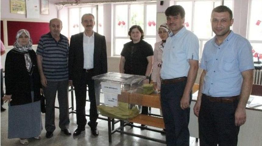 D&uuml;ndar: &ldquo;tarihi Bir Se&ccedil;im Yaşıyoruz&rdquo;