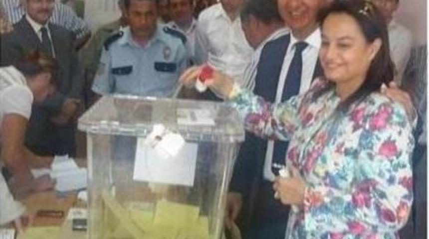 Ceyhan Belediye Başkanı Alemdar &Ouml;zt&uuml;rk Oyunu Kullandı