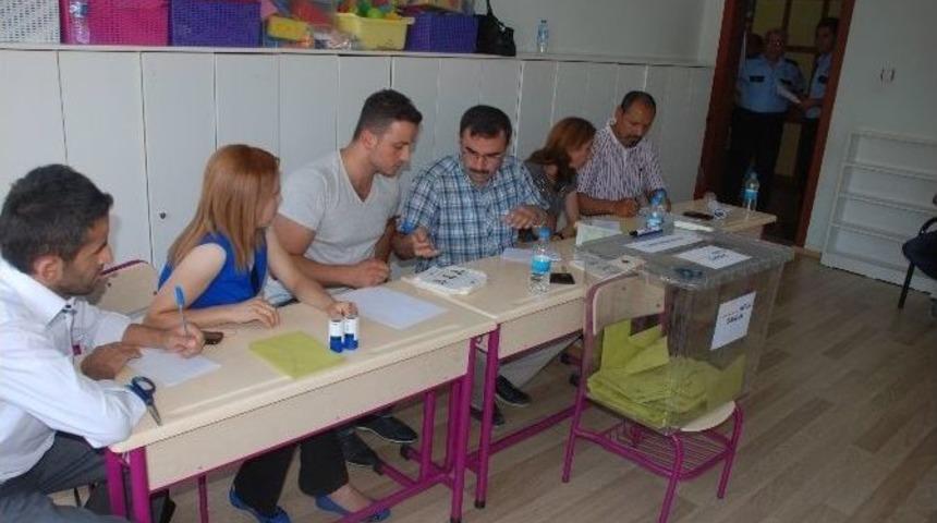 Kdz. Ereğli'de Oy Sayımına Başlandı