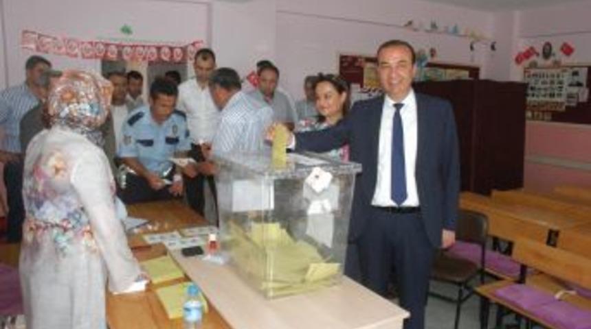 T&uuml;rkiye Cumhurbaşkanını Se&ccedil;iyor