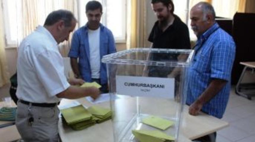 Van&rsquo;da Oy Sayımı Başladı