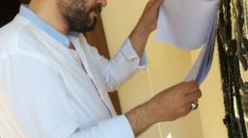 (&ouml;zel Haber) H&uuml;sn&uuml; Şenlendirici Oy Kullanamadı