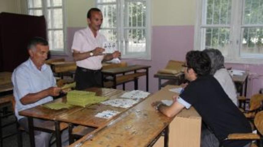 Erzurum&rsquo;da Oylar Sayılmaya Başlandı