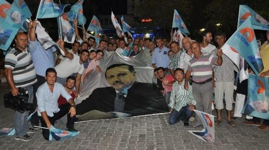 Cumhurbaşkanı Erdoğan'a İlk Kutlama Menderes'ten