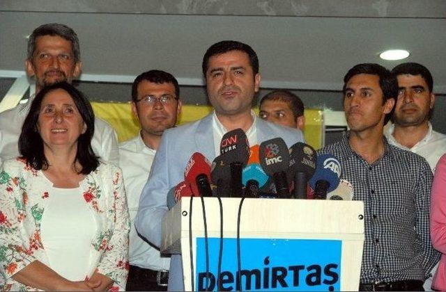 Cumhurbaşkanı Adayı Selahattin Demirtaş: