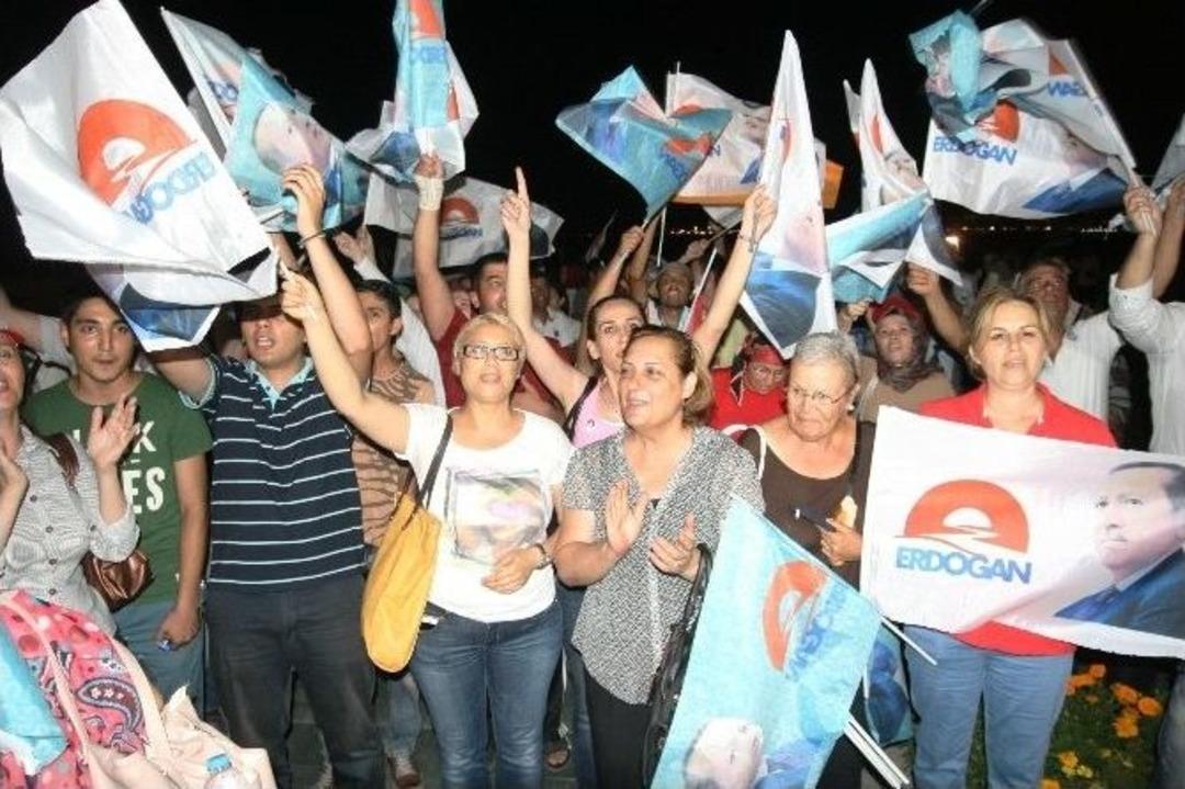 İzmir&rsquo;de Kutlamaların Adresi Cumhuriyet Meydanı