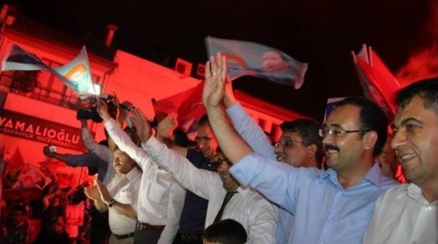 Uşak Caddelerinde Erdoğan Coşkusu