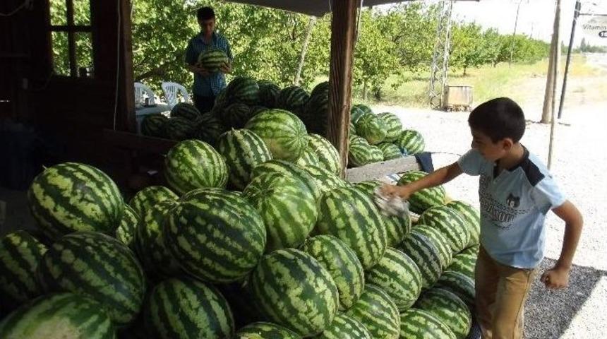 Tarlada 30 Kuruş, Tezgahta 50 Kuruş