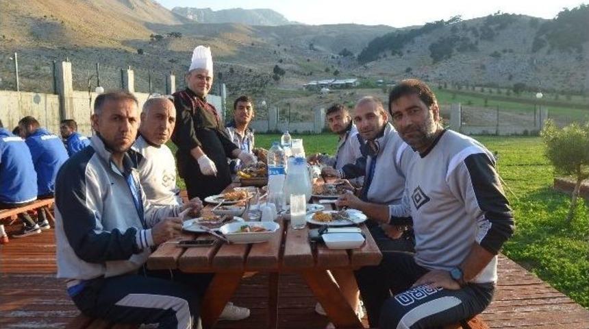 Demirspor&rsquo;da Barbek&uuml; Partisi