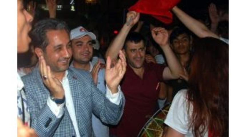 Atay: "ben Onurlu Siyaset&ccedil;iyim, İstifam İstenirse &Ccedil;eker Giderim"