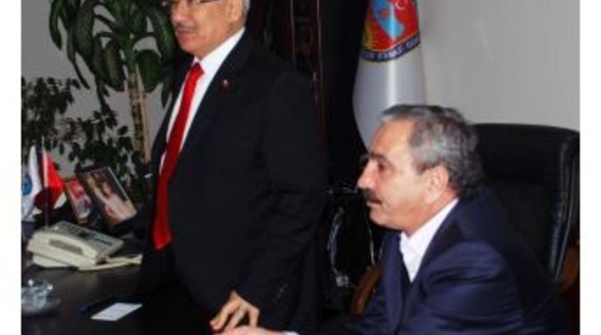 Başkan Sarı'dan Parkomat Uygulamasının Kaldırılmasına Destek