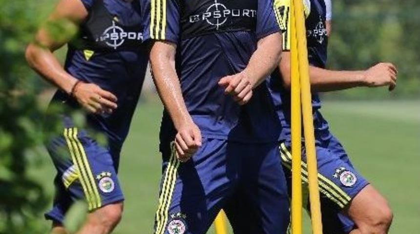Fenerbah&ccedil;e Yeni Sezon Hazırlıklarını S&uuml;rd&uuml;r&uuml;yor