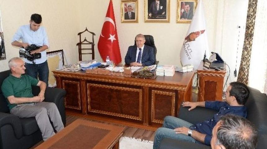 Şampiyondan Sporsever Başkana Ziyaret