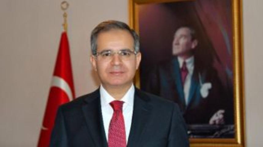 Vali S&uuml;leyman Tapsız&rsquo;ın Kızılay Haftası Kutlama Mesajı