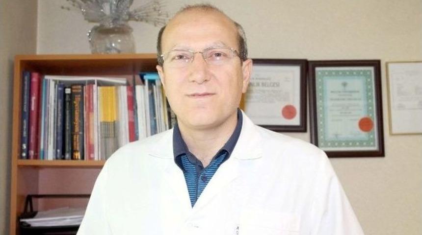 65 Yaşındaki Hasta Bu Tedaviyle Artık Rahat Y&uuml;r&uuml;yecek