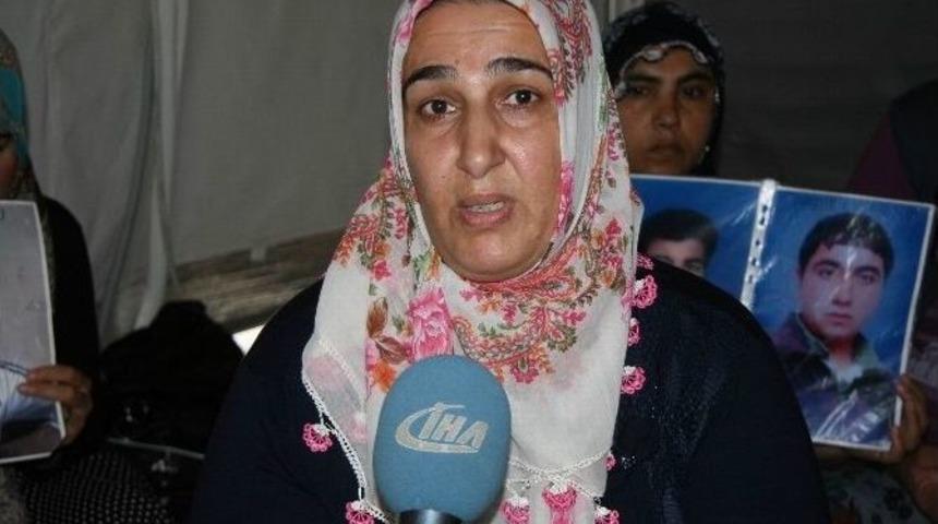 Eylem Yapan Anne Dağdaki &Ccedil;ocuğunu Televizyonda G&ouml;rd&uuml;