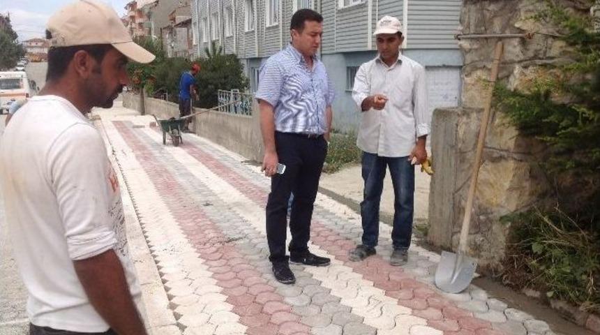 Başkan Bakıcı Kaldırım &Ccedil;alışmalarını Denetledi