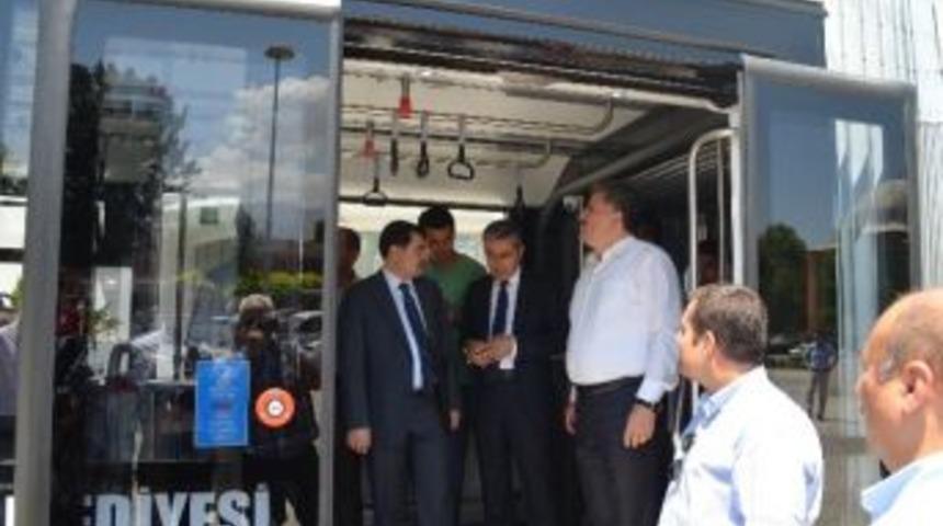 Val İ Şahin Tramb&uuml;s&uuml; İnceledi