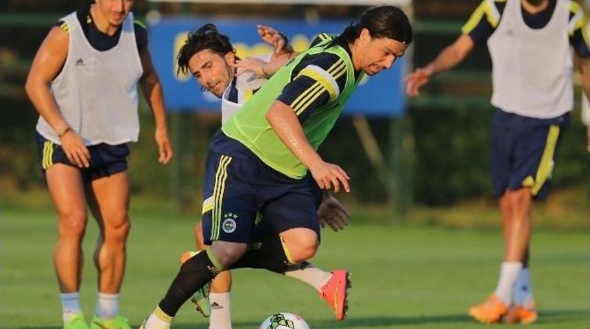 Fenerbah&ccedil;e'de Yeni Sezon Hazırlıkları S&uuml;r&uuml;yor