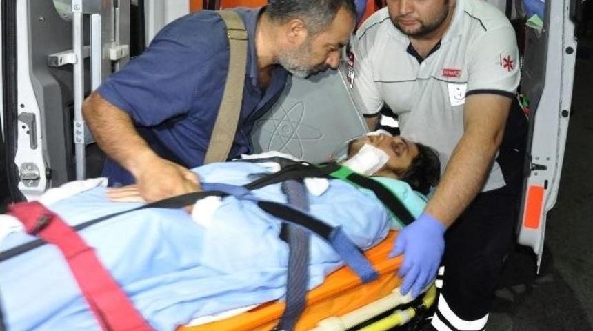 Gazze&rsquo;deki Yaralılar T&uuml;rkiye&rsquo;ye Getirildi