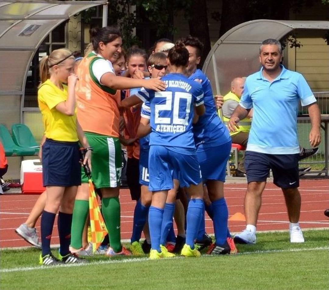 Konak'ta G&ouml;zler Z&uuml;rich'te