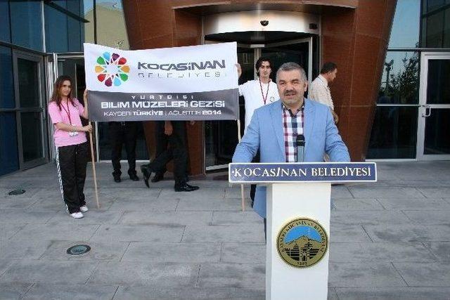 Kocasinan'daki Başarılı Öğrenciler Avrupa'ya Uçtu