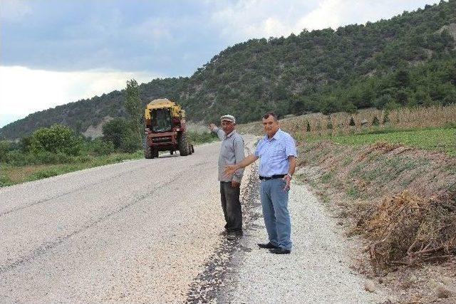 Osmaneli'de Köylülerin Yol Sevinci