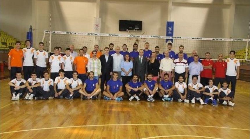 Parkenin Prensleri İş Başı Yaptı