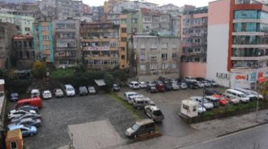 Trabzon&rsquo;da Otapark Sorununa B&uuml;y&uuml;kşehir Belediyesi&rsquo;nden Katlı Otopark &Ccedil;&ouml;z&uuml;m&uuml;