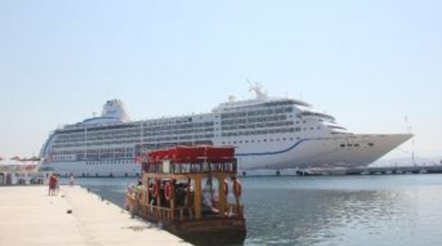 Sinop&rsquo;ta Kruvaziyer Gemi Hareketliliği