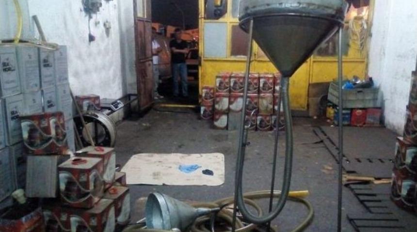 Sakarya&rsquo;da 720 Kilo 10 Numara Yağ Ele Ge&ccedil;irildi