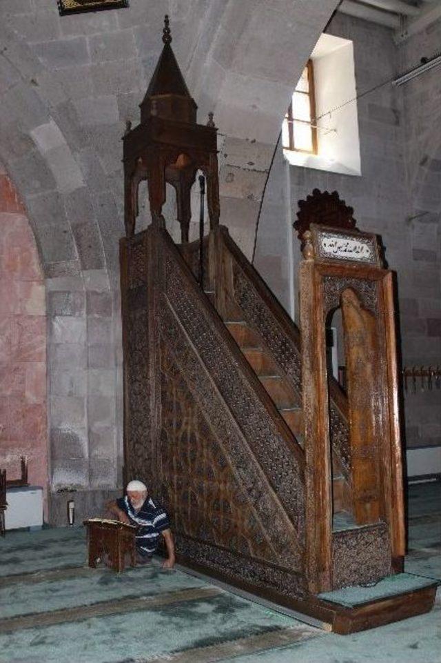 9 Asırlık Cami Kebir’in İlginç Hikayesi