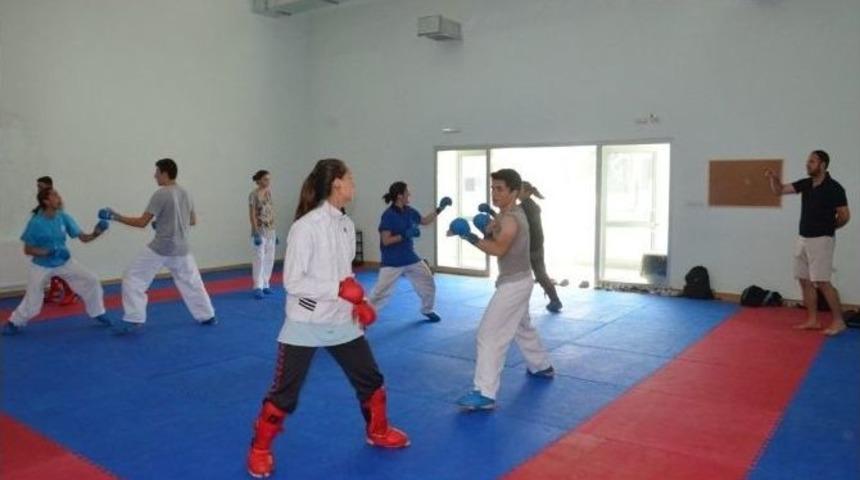 Düzce’nin Gururları Sıkı Çalışıyor