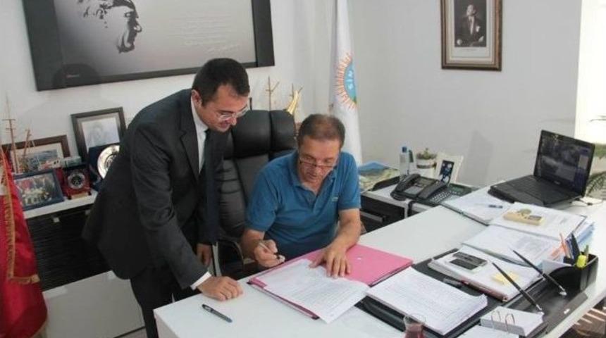 Sinop&rsquo;a Yapılacak Mezbaha İ&ccedil;in İmzalar Atıldı