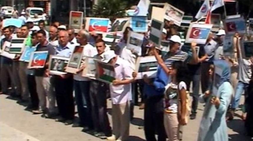 Burhaniye&rsquo;de İsrail Ve &Ccedil;in Zulm&uuml; Kınandı