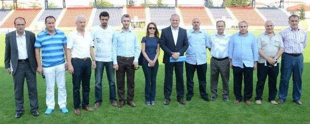 Başkan Keleş Düzcespor Antrenmanında