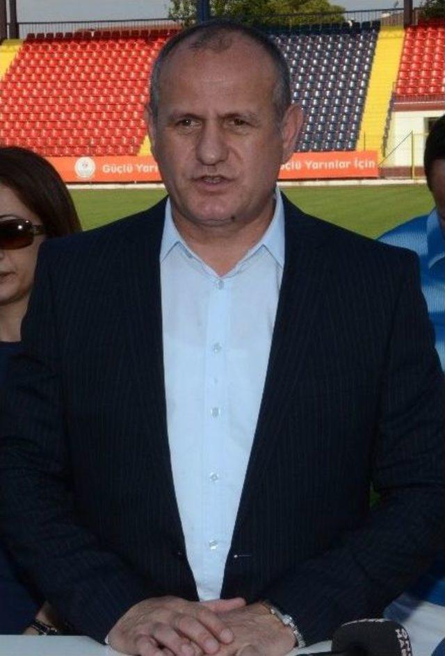 Başkan Keleş Düzcespor Antrenmanında