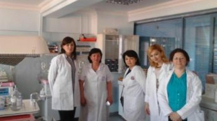 &Ouml;zbekistanlı Doktorlara Eğitim