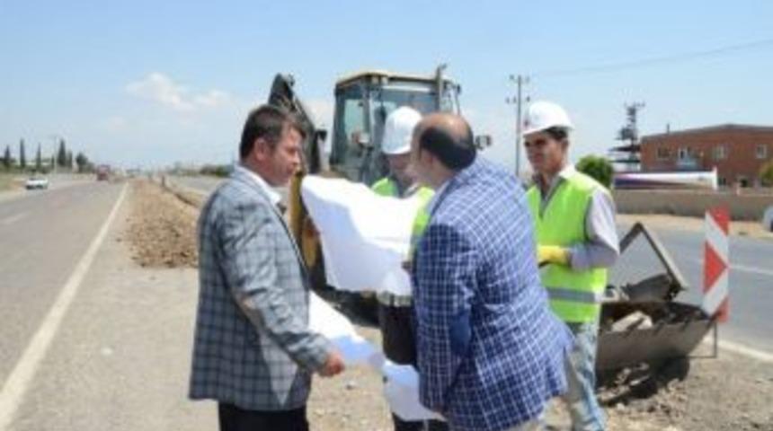 T&uuml;rkoğlu İl&ccedil;esinde Ref&uuml;j Aydınlatma &Ccedil;alışmalarına Başlandı