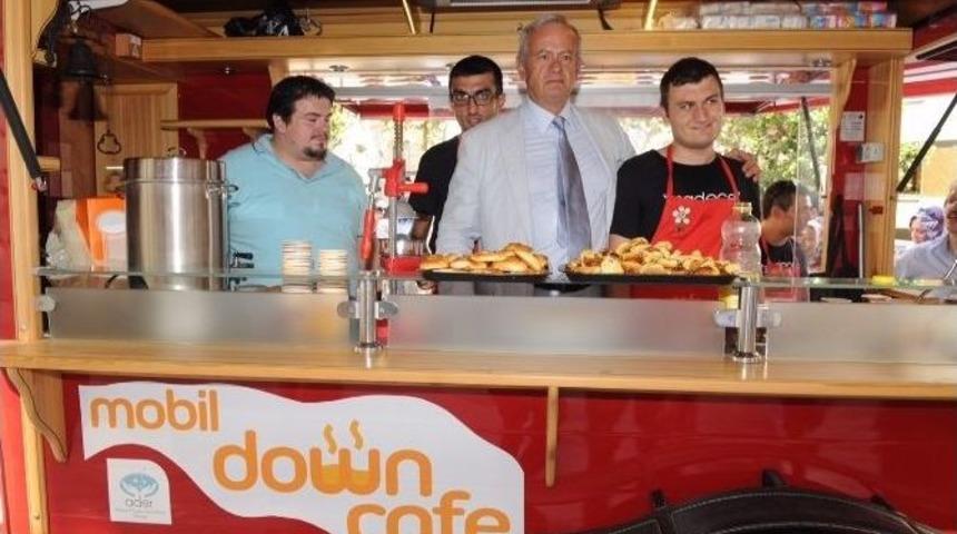 Down Sendromlu Gen&ccedil;lerin Umut Kaynağı: &ldquo;mobil Down Cafe&rdquo;