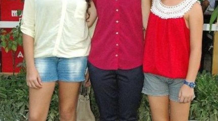 (&ouml;zel Haber) 13 Yaşında İşaret Dilini &Ouml;ğrendi