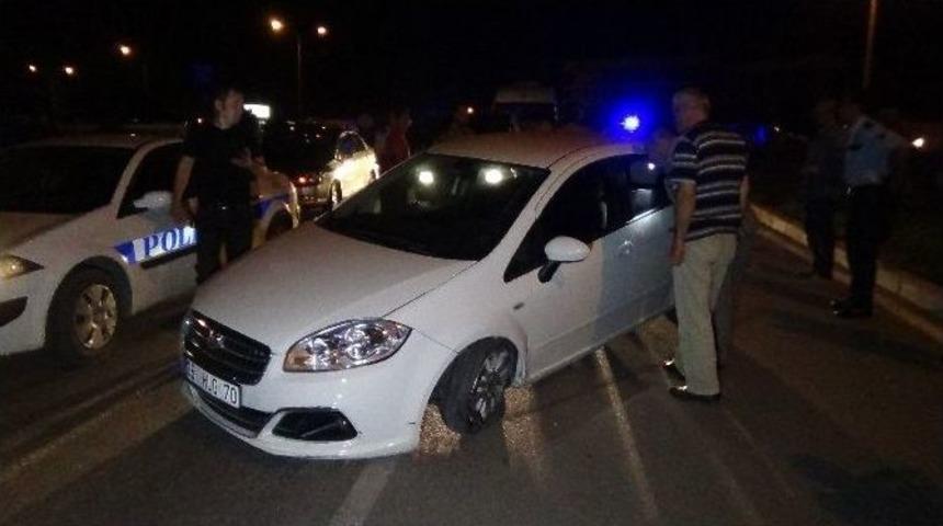 Polisten Ka&ccedil;arken Kaza Yaptı