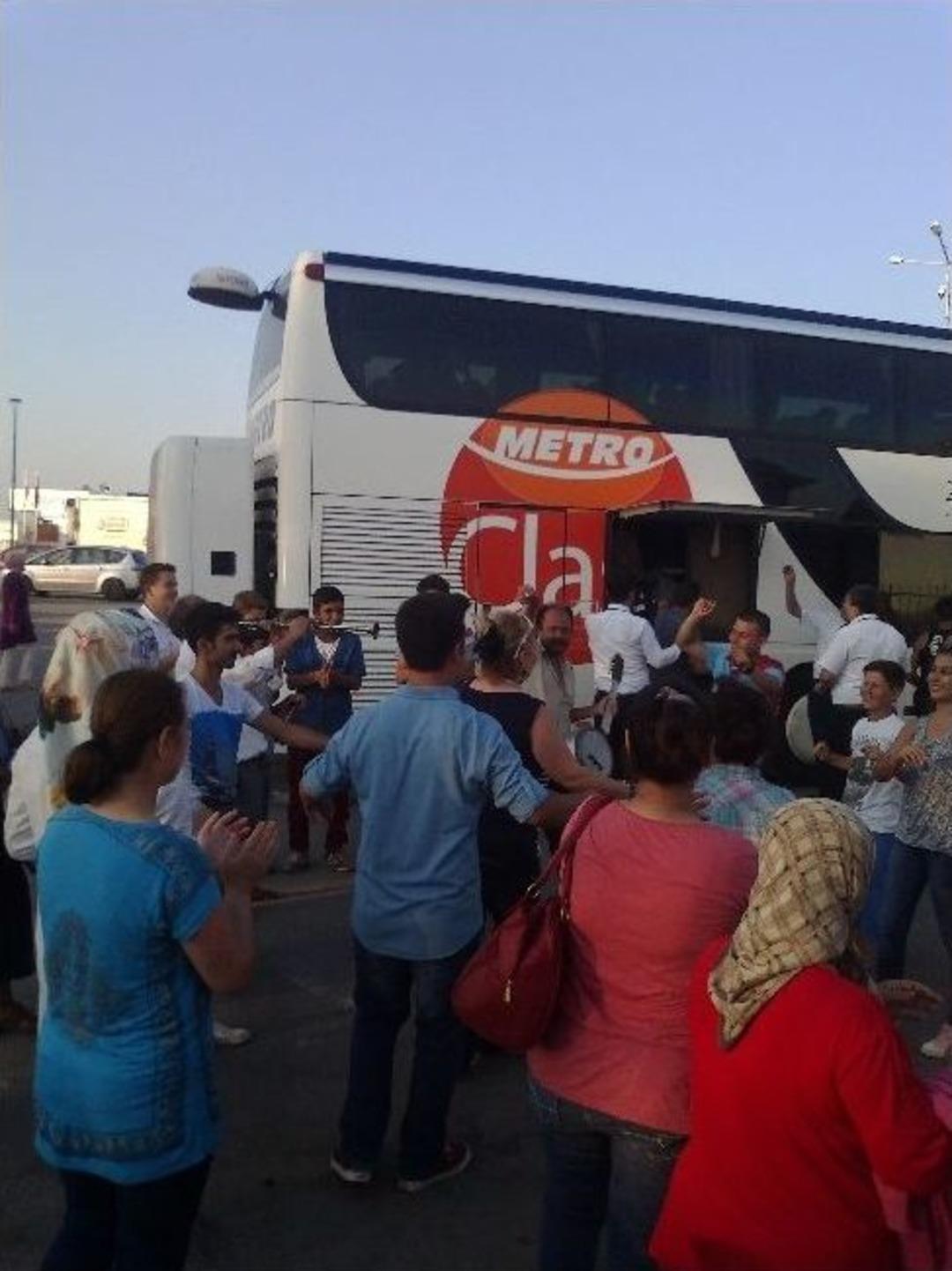 Asker Adayları Uğurlanıyor