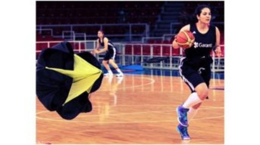 Tuğ&ccedil;e Murat Adana Aski&rsquo;de