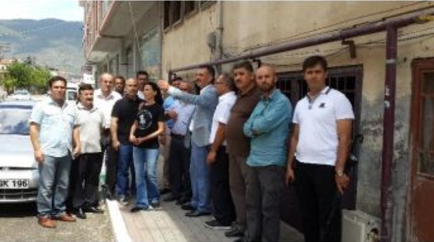 Başkan Yılmaz Kapı Kapı Gezip Halkı Dinliyor